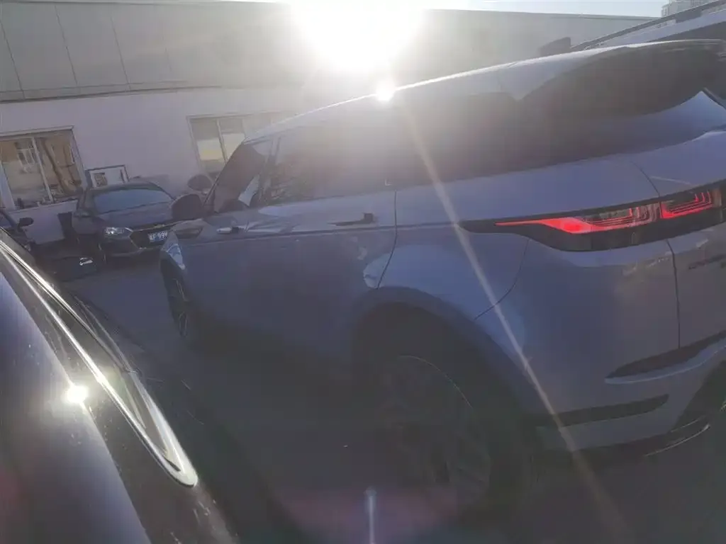 Land Rover Evoque — фото 6