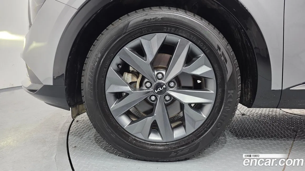 Kia Sportage — фото 9