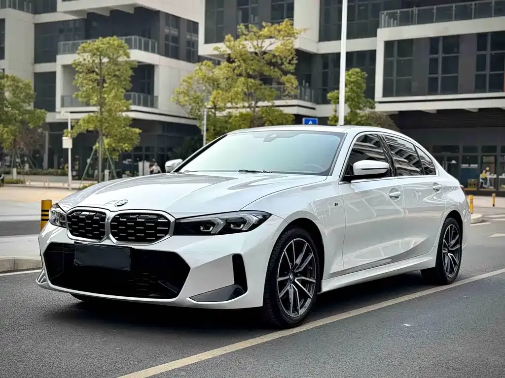 BMW 3 Series — фото 1