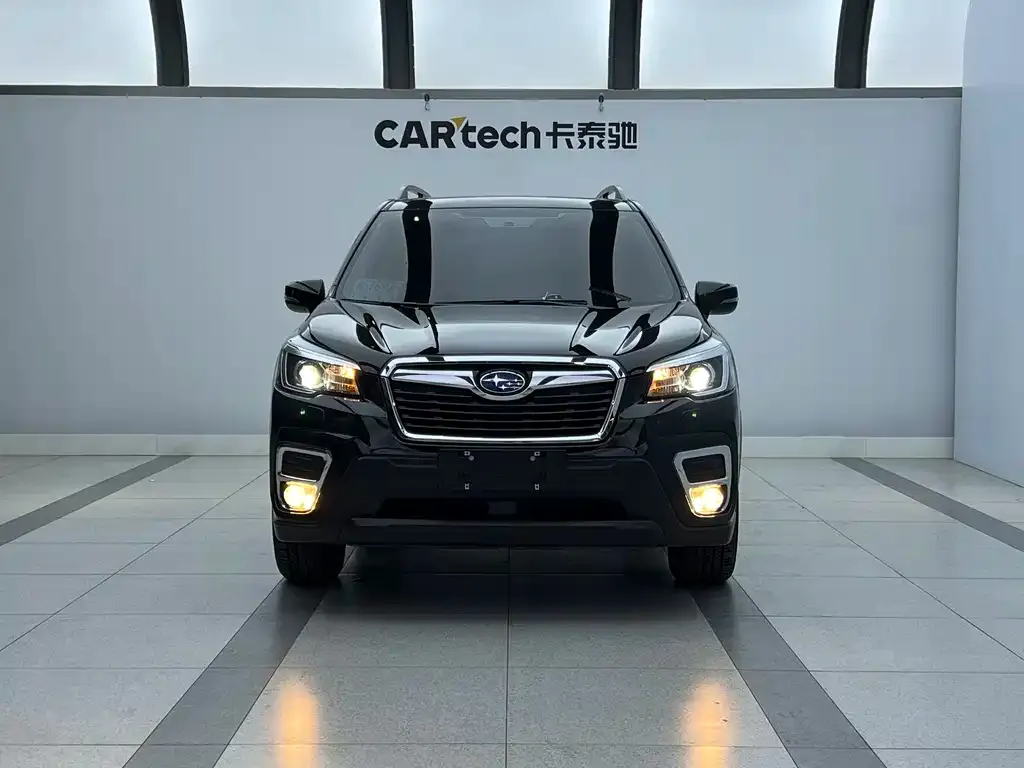 Subaru Forester — фото 8