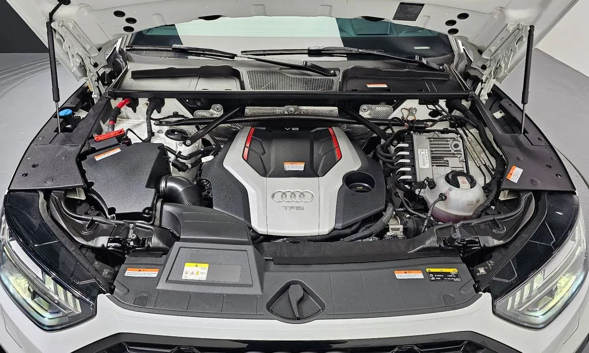 Audi SQ5 2021 из KR, фото 9