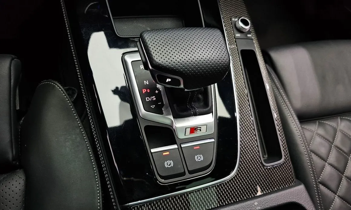 Audi SQ5 2021 из KR, фото 8