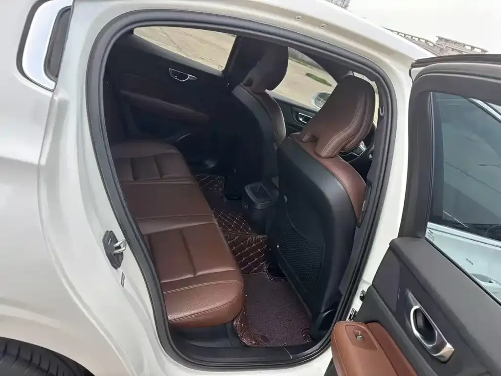 Volvo S60 2023 из CN, фото 3