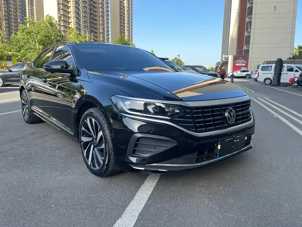 Volkswagen Passat — фото 10