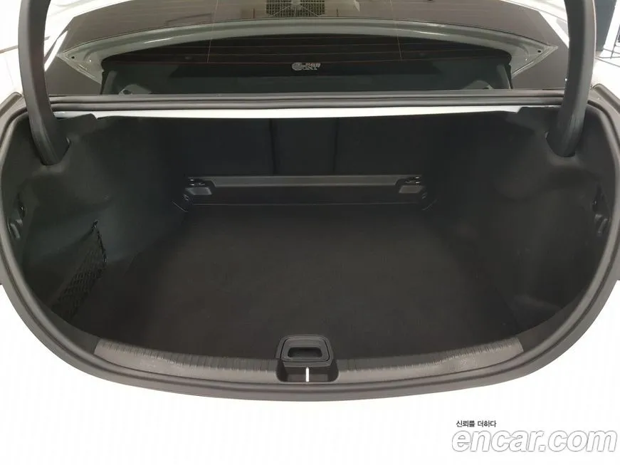 Mercedes-Benz C-Class 2023 из KR, фото 3
