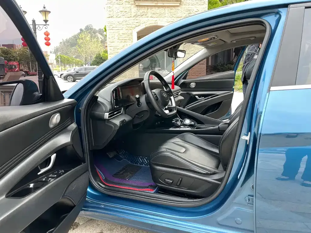 Hyundai Elantra 2021 из CN, фото 5