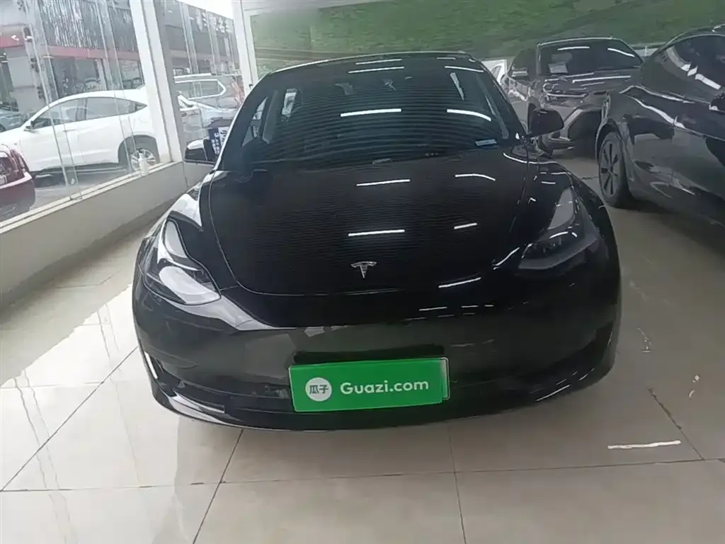 Tesla Model 3 — фото 6
