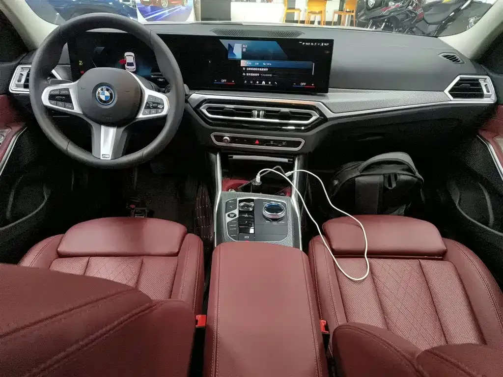 BMW i3 — фото 9