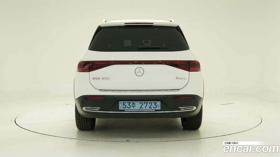 Mercedes-Benz EQB — фото 4