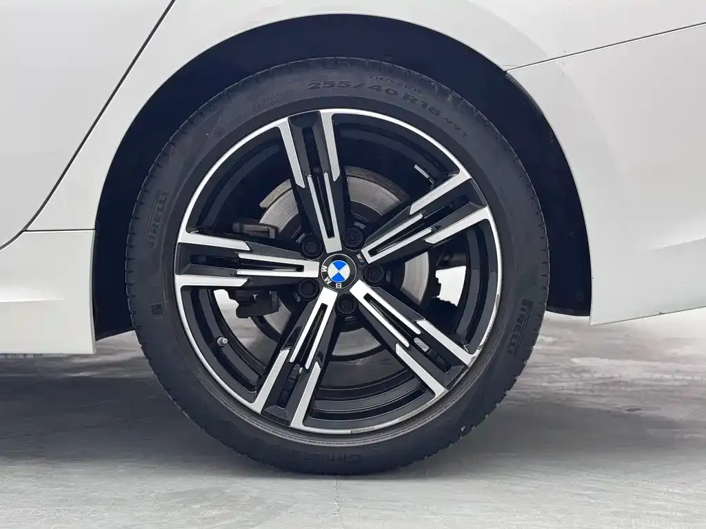 BMW 3 Series — фото 10