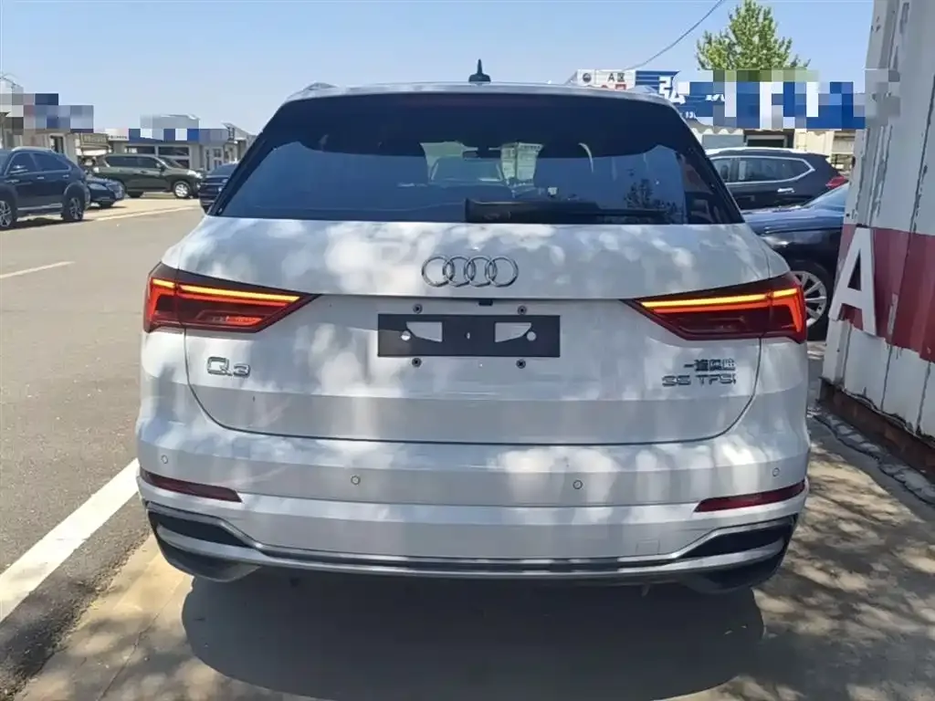 Audi Q3 — фото 5