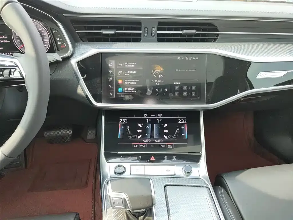 Audi A6L 2024 из CN, фото 2