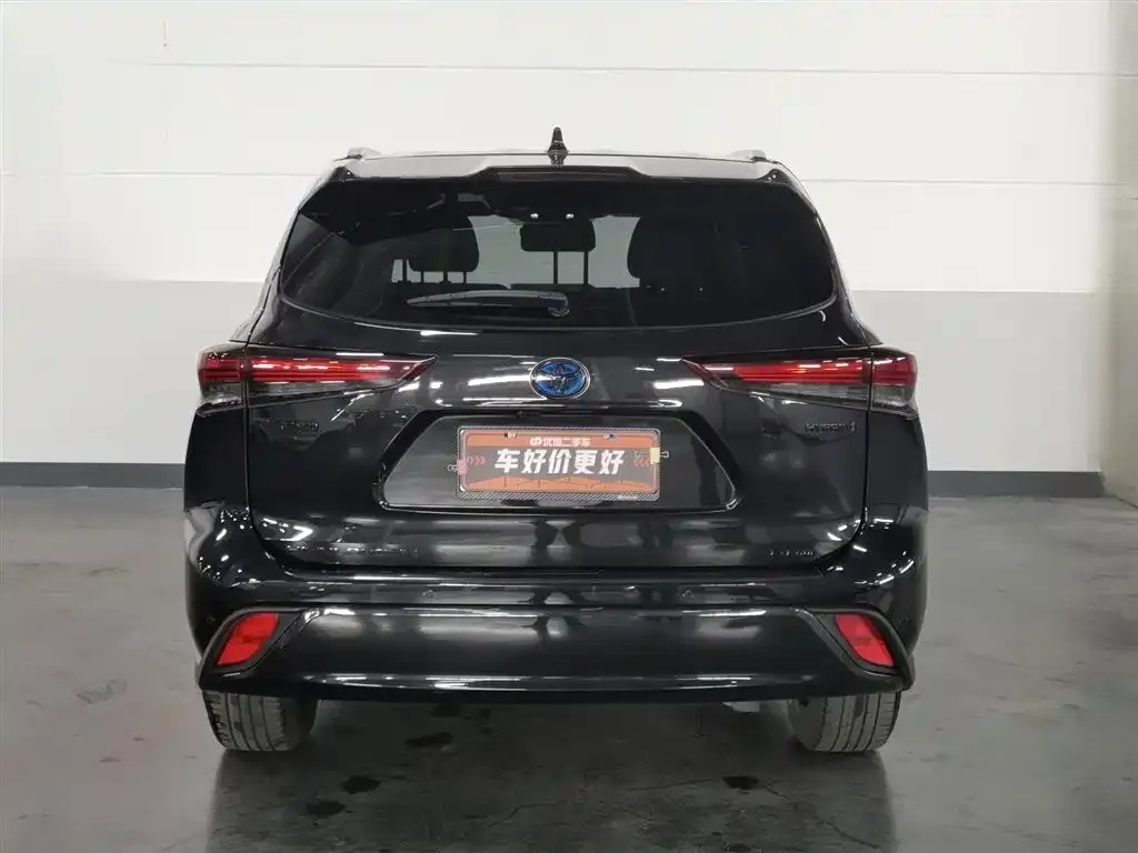 Toyota Highlander — фото 5