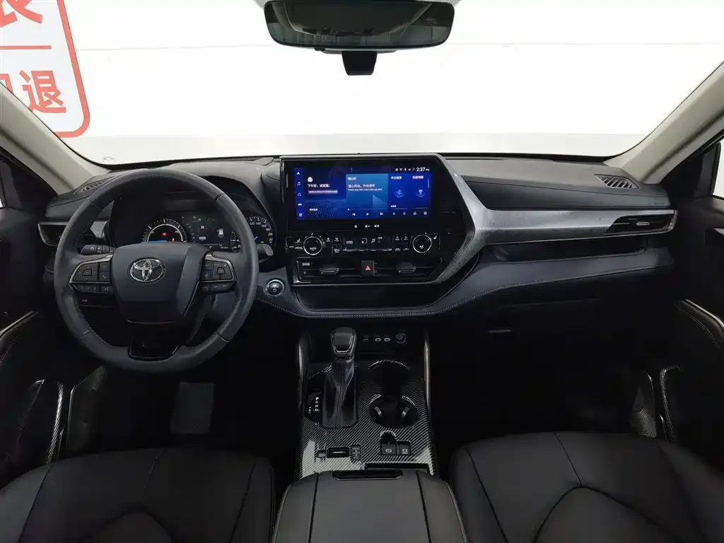 Toyota Highlander — фото 3
