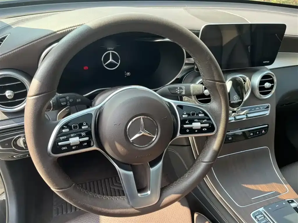 Mercedes-Benz GLC — фото 4