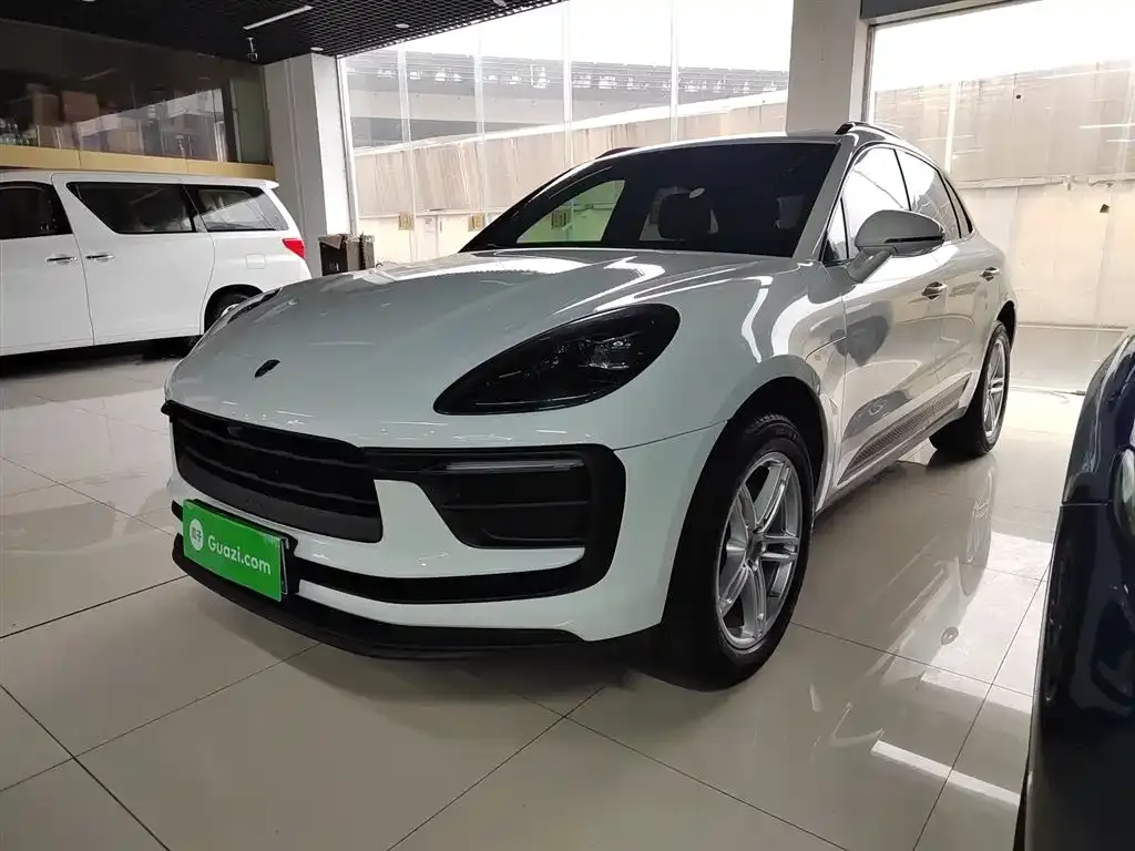 Porsche Macan — фото 10