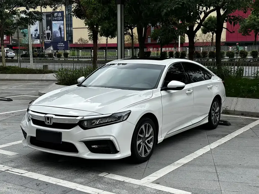 Honda Inspire — фото 1