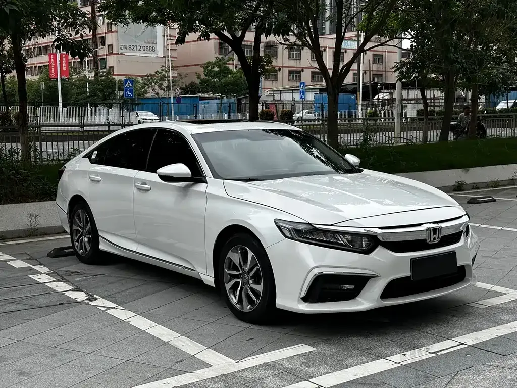 Honda Inspire — фото 9