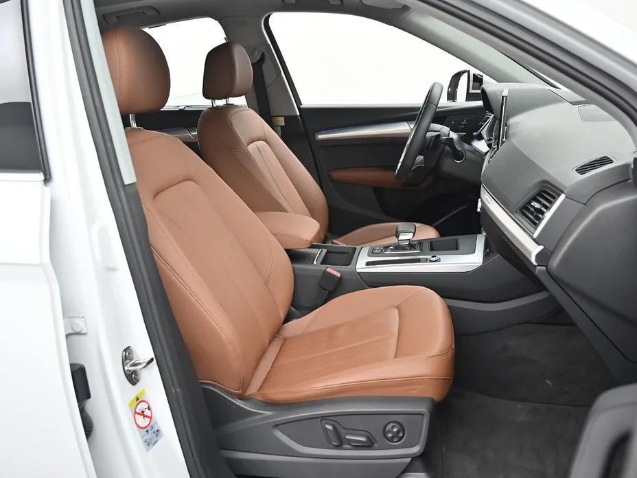 Audi Q5 2023 из KR, фото 8