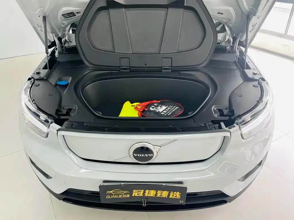 Volvo XC40 NEV 2022 из CN, фото 6