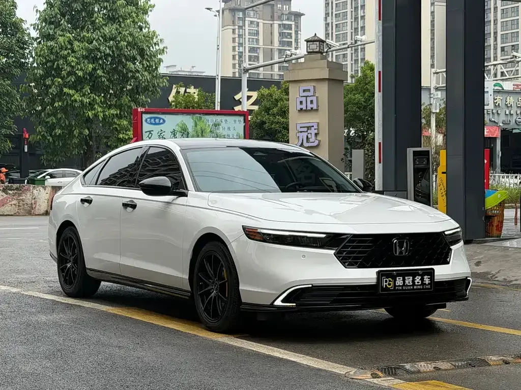 Honda Accord — фото 5