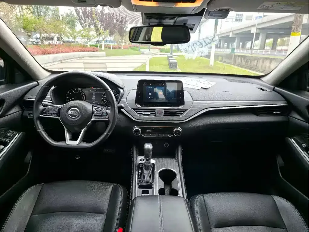 Nissan Teana 2021 из CN, фото 2