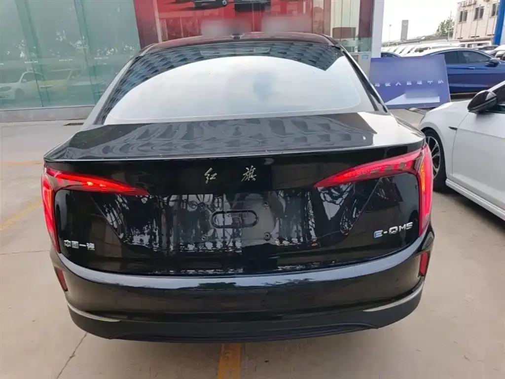 Hongqi E-QM5 2023 из CN, фото 4