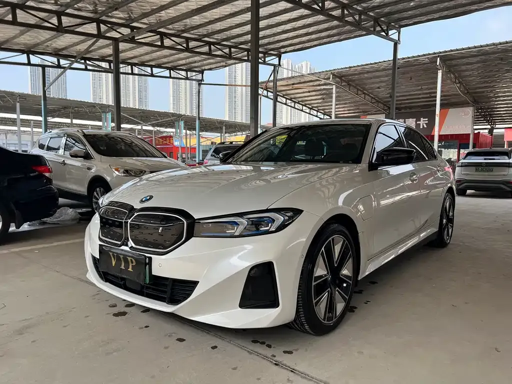 BMW i3 — фото 1