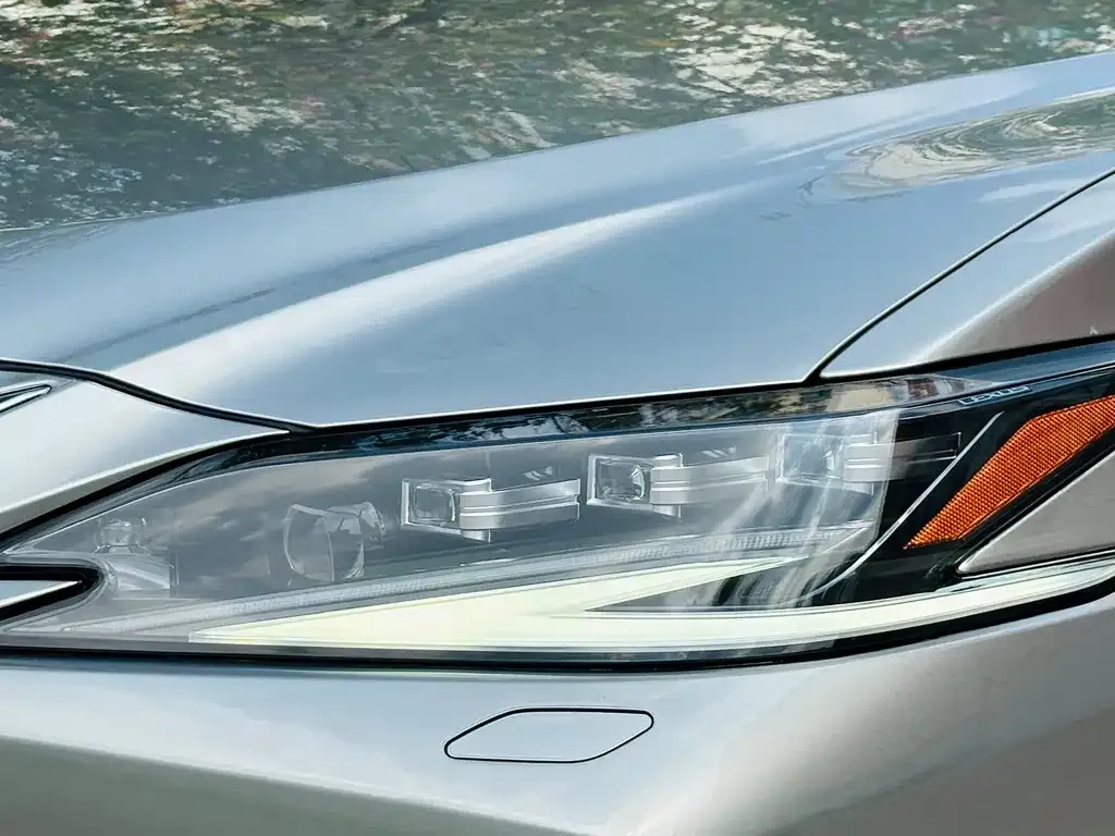 Lexus ES — фото 3