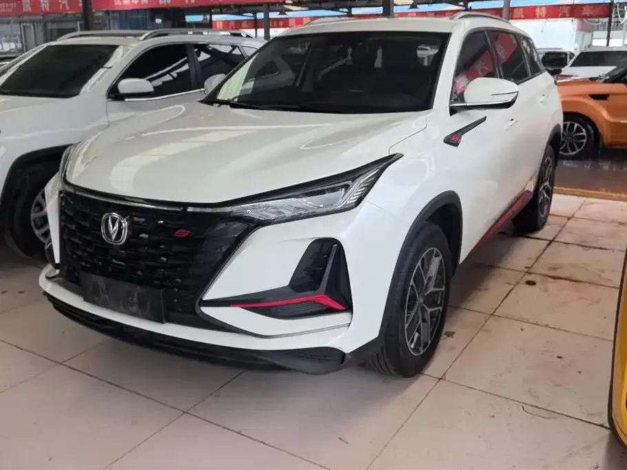 Changan CS75PLUS — фото 1