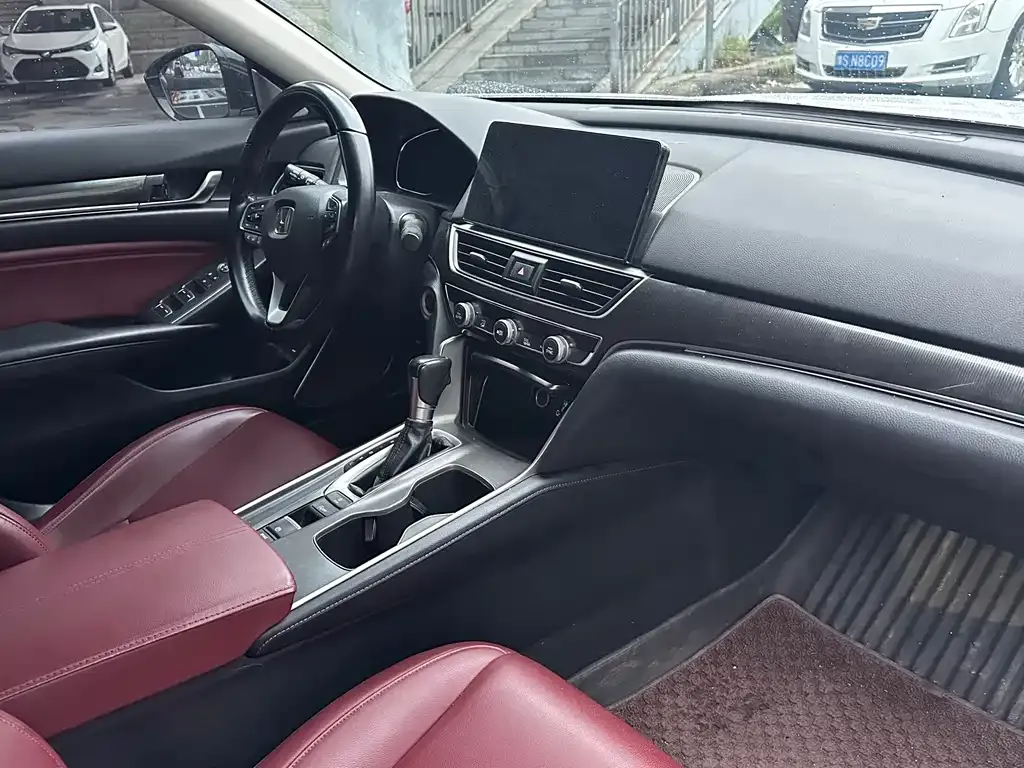 Honda Accord — фото 5