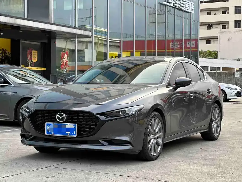 Mazda 3 Axela 2022 из CN, фото 1