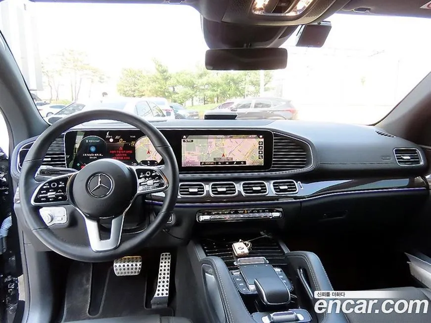 Mercedes-Benz GLE-Class — фото 10