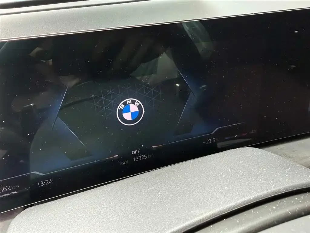 BMW X7 — фото 3