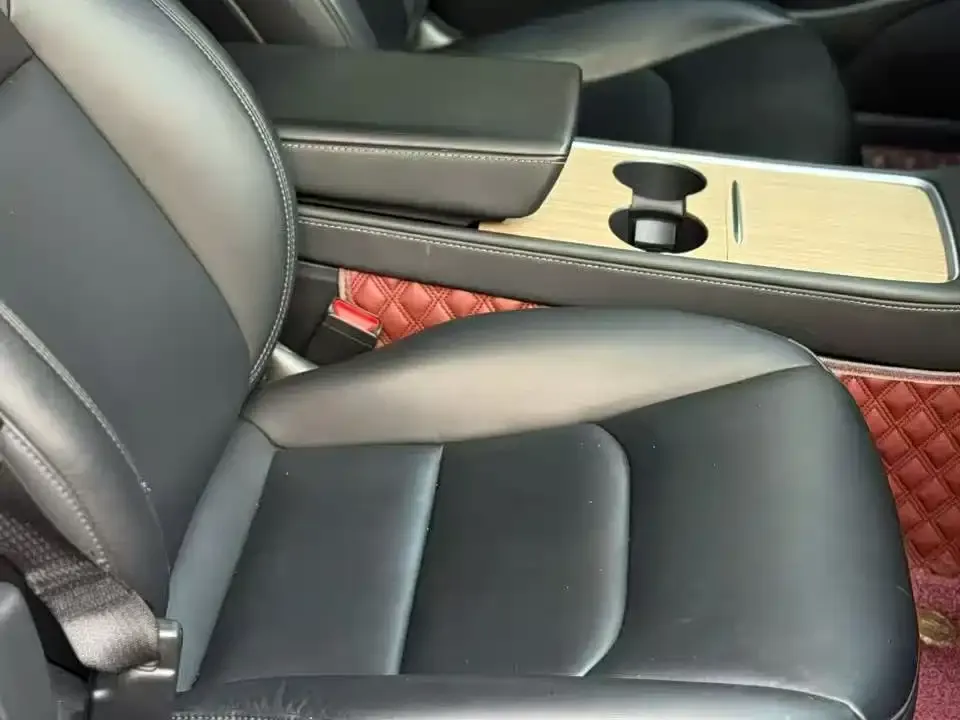Tesla Model 3 — фото 2