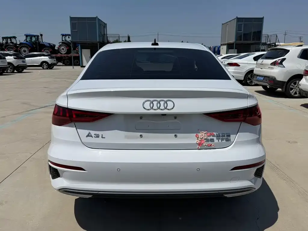 Audi A3 — фото 7
