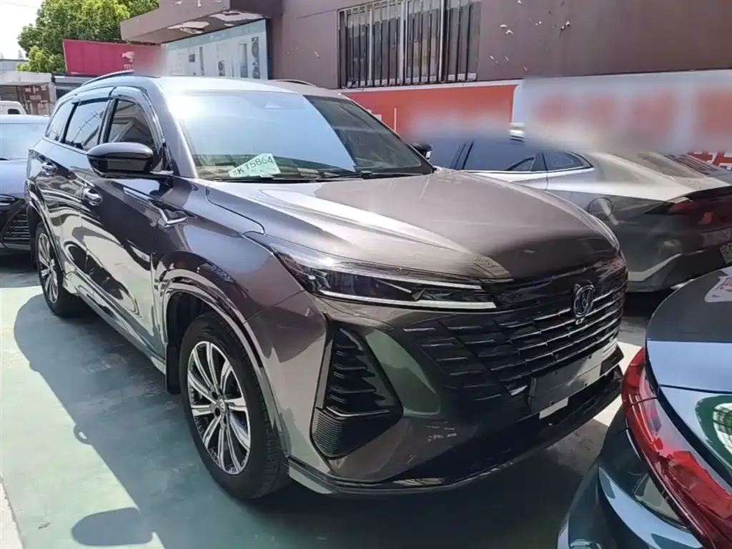 Changan CS75PLUS — фото 3