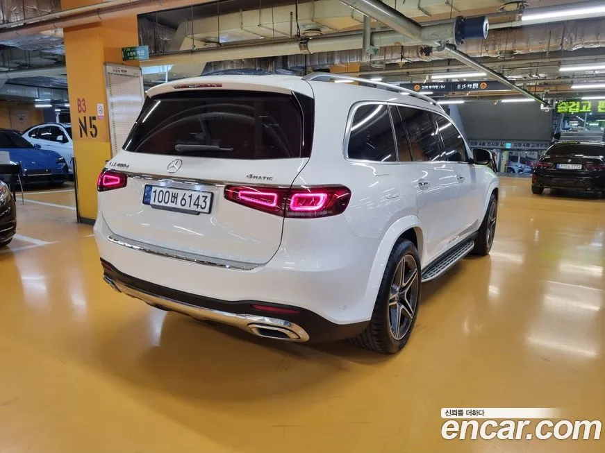 Mercedes-Benz GLS-Class — фото 6