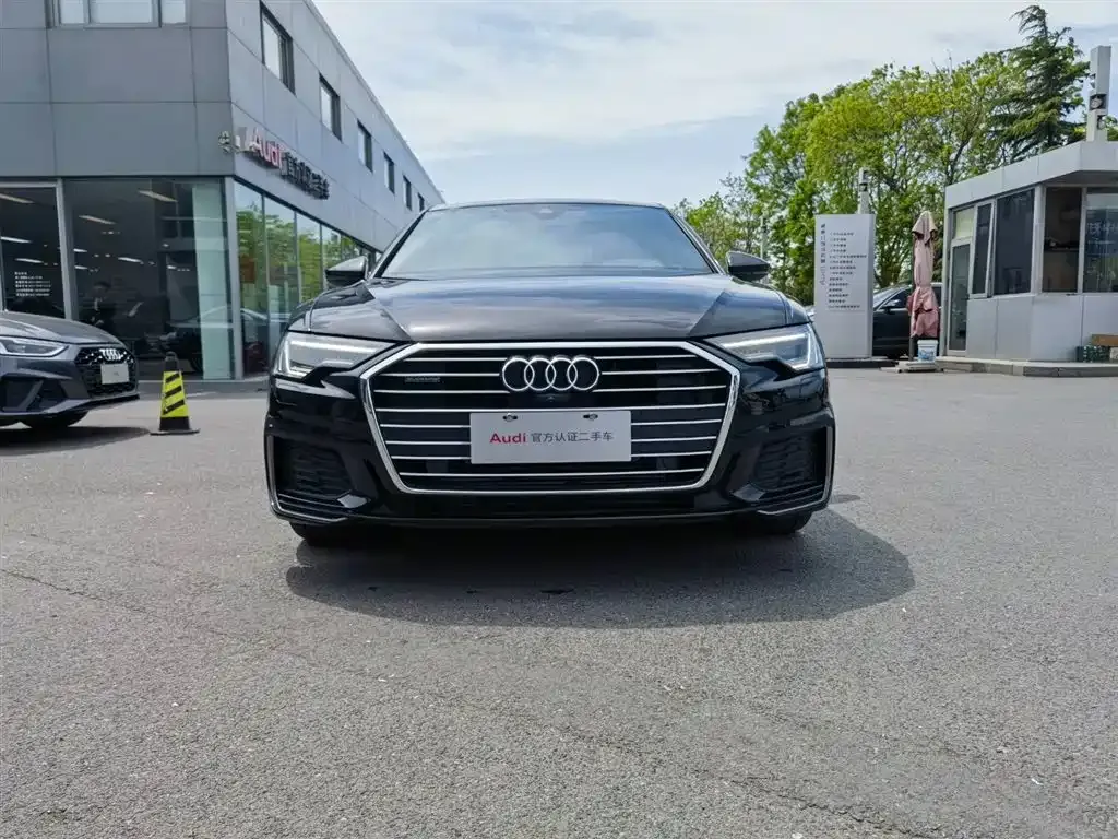 Audi A6L 2022 из CN, фото 6