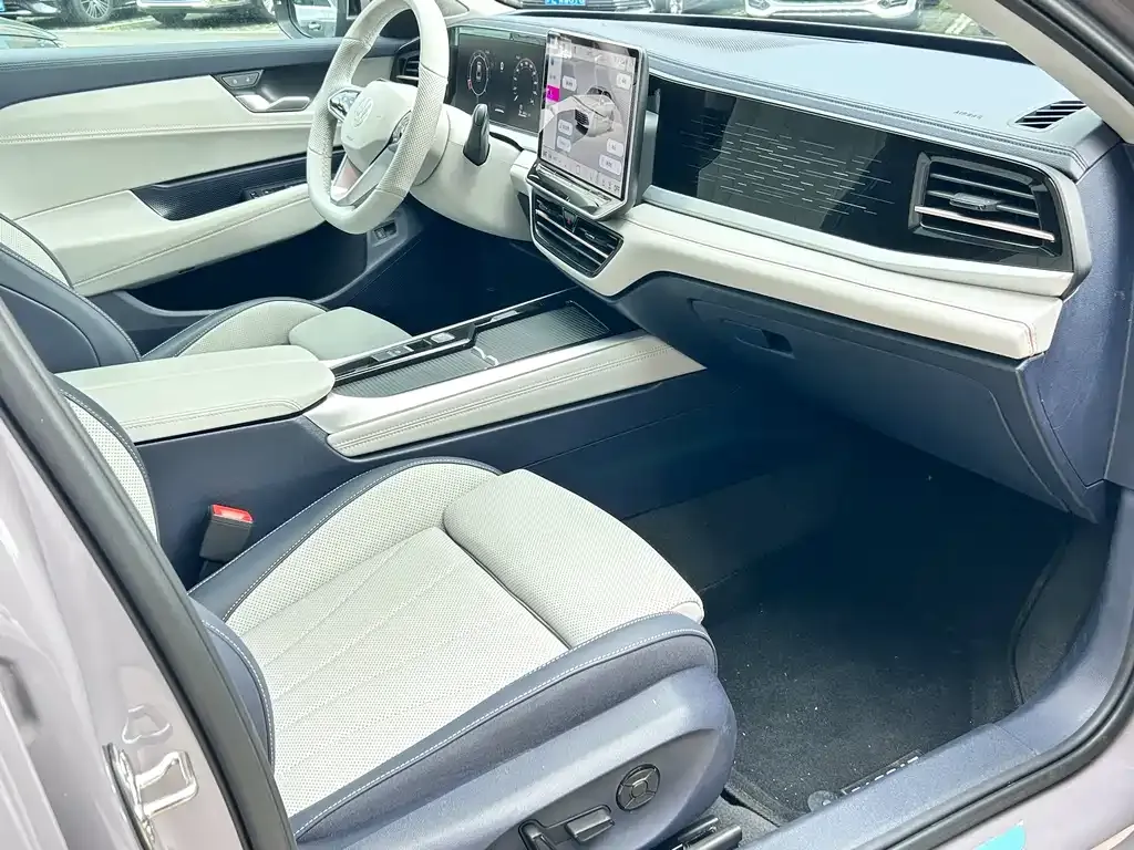 Volkswagen Passat — фото 10
