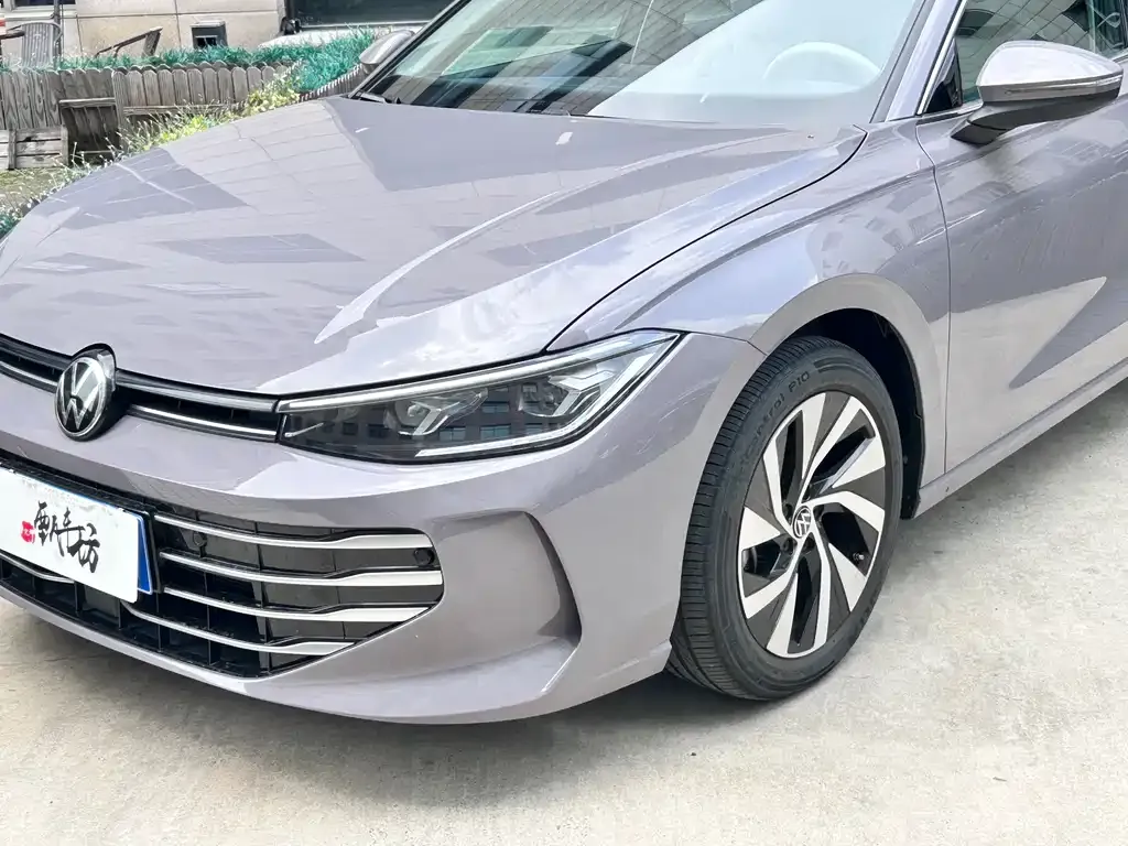 Volkswagen Passat — фото 6