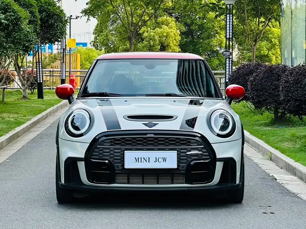 MINI JCW (John Cooper Works) — фото 5