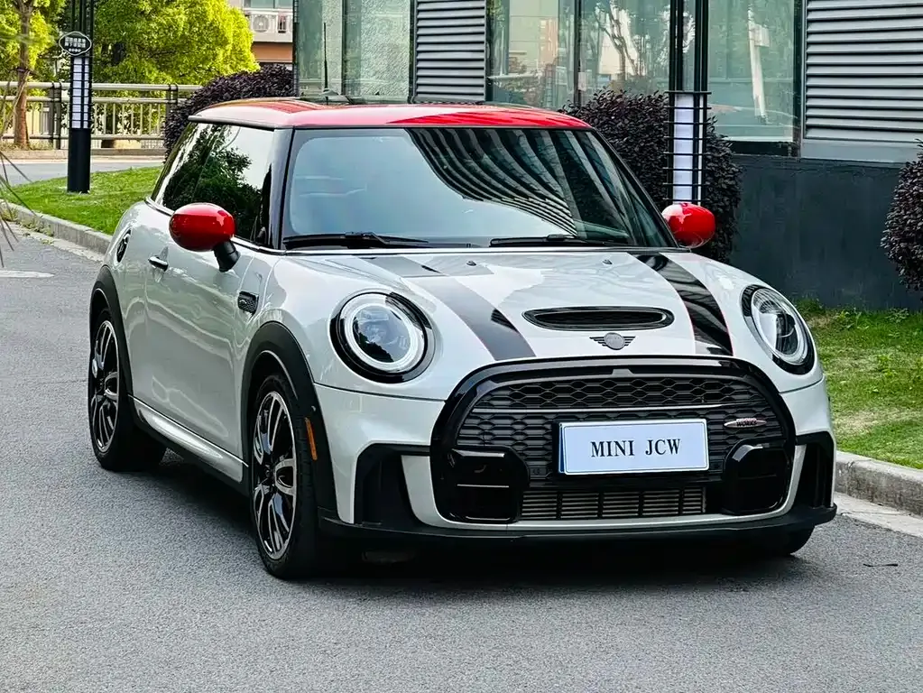 MINI JCW (John Cooper Works) — фото 3