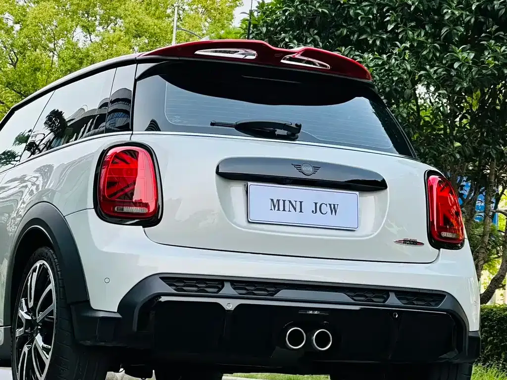 MINI JCW (John Cooper Works) — фото 2