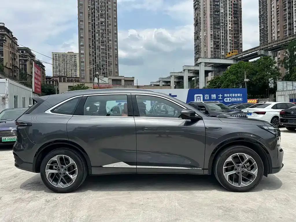 Changan CS75PLUS — фото 10