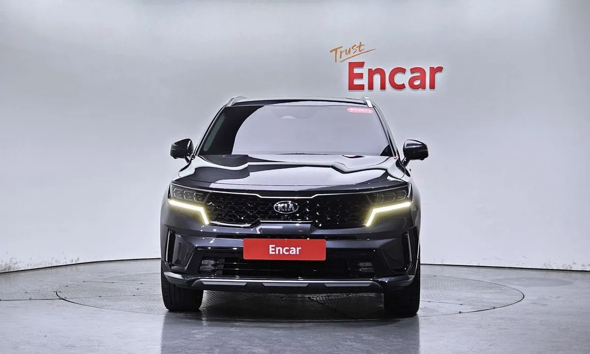 Kia Sorento — фото 6