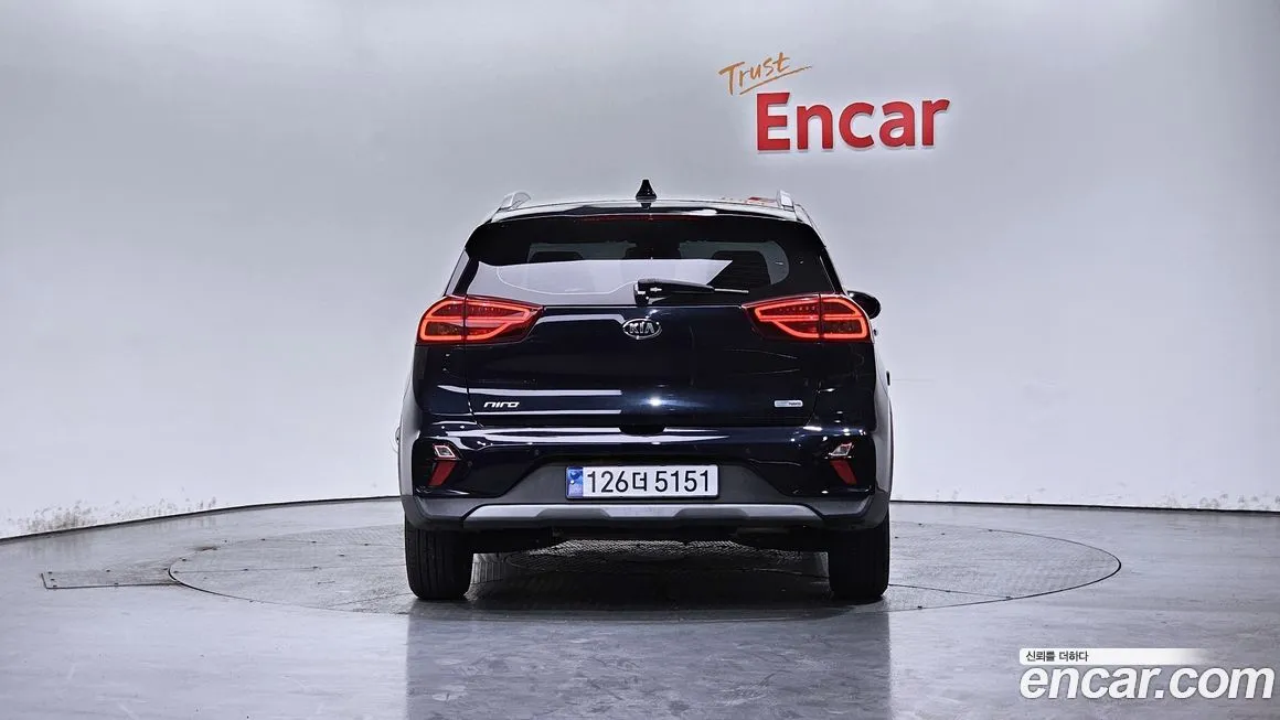 Kia Niro 2021 из KR, фото 2
