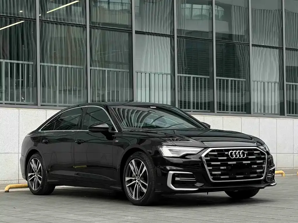 Audi A6L — фото 7