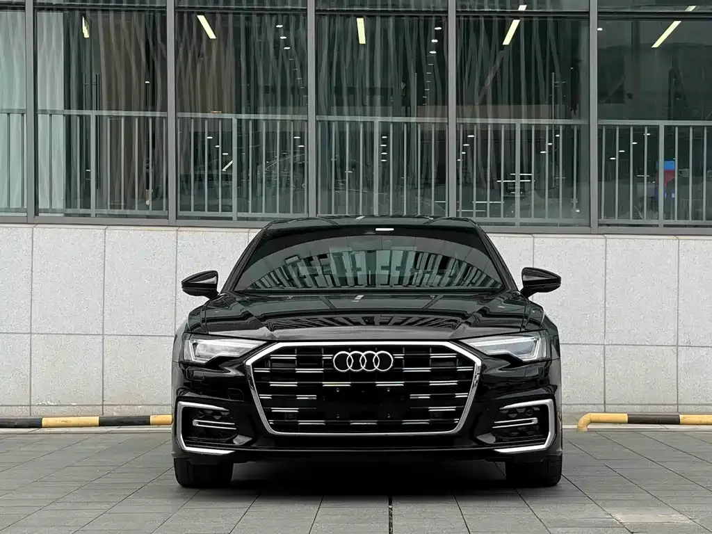 Audi A6L — фото 8