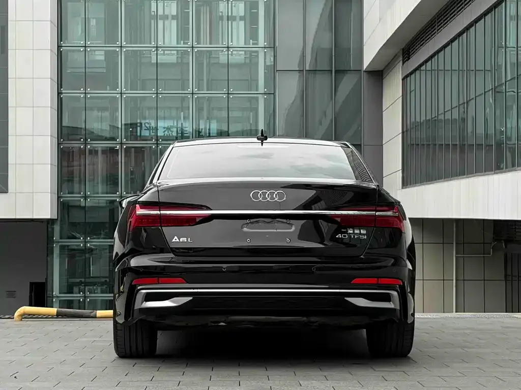 Audi A6L — фото 5